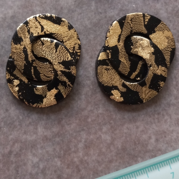 Clay earrings - Picture 1 of 2